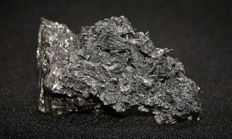  Beryllium: Khám Phá Kim Loại Siêu Nhẹ Và Bền Cực!