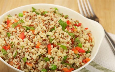  Quinoa: Vàng Mạch Thực Phẩm & Siêu Thực Phẩm Tự Nhiên?