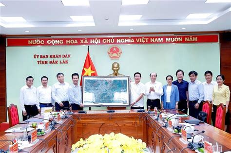  Rau Mao: Khám Phá Nguồn Tài Nguyên Thiên Nhiên Phong Phú Trong Công Nghiệp Thực Phẩm & Chế Biến